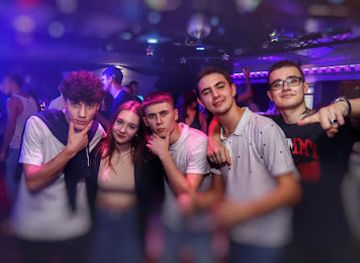 NIGHT CLUB IN-JAN