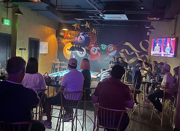 qatar/doha/souq-waqif/nightclub/cheers-resto-bar