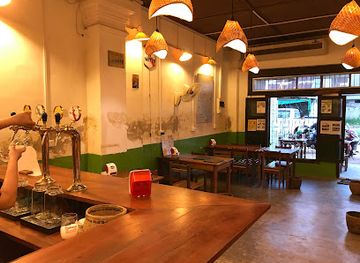 laos/champasak-cultural-landscape/nightclub/sese-wine-and-beer