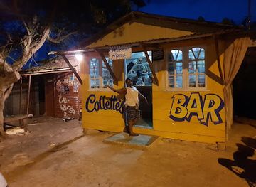 Collette's Bar