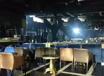 Millionair's club