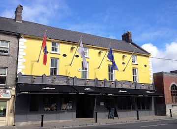 ireland/county-tipperary/nightclub/the-brian-boru-bar-restaurant
