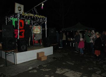 hungary/jaszsag/nightclub/gulyas-disco-sound-show