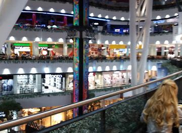 kazakhstan/nur-sultan/khan-shatyr-entertainment-center/nightclub/white-garden-lounge-bar