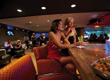 wisconsin/great-river-road/nightclub/evolve-nightclub