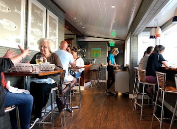 rhode-island/narragansett/nightclub/chair-5