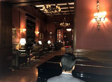 Royal Bar