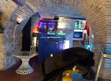 spain/toledo/alcazar/nightclub/botanic-bar-legendario
