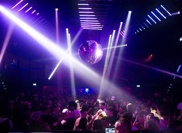 switzerland/lausanne/ouchy/nightclub/d-club