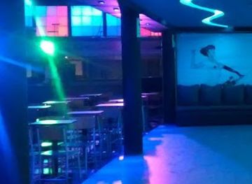 peru/apurimac/nightclub/la-noche-de-abancay