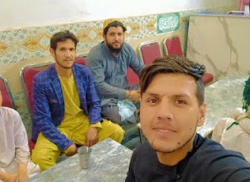 pakistan/peshawar/qissa-khwani-bazaar/nightclub/bright-dream