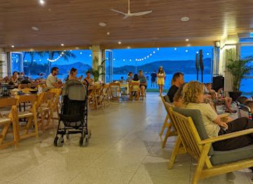 australia/whitsunday-islands/nightclub/beach-pavillion