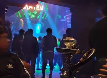 La Villa Club