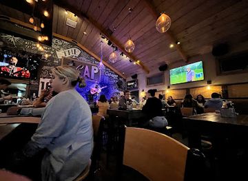 rhode-island/east-greenwich/nightclub/the-trap-east-greenwich