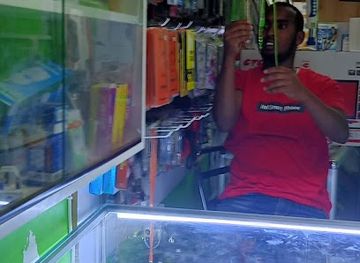 kenya/samburu-national-reserve/nightclub/little-red-lounge