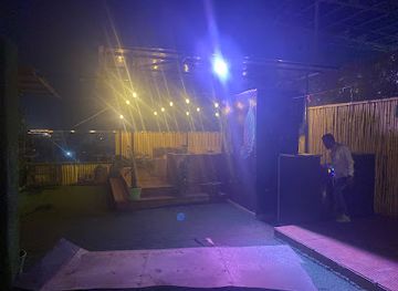 india/agra/sadar-bazaar/nightclub/helter-skelter-rooftop-and-nightclub