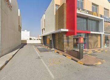 qatar/umm-salal/nightclub/malik-stop