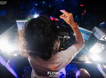 FLOW Night Club