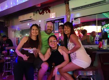 Relox Bar