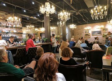 colorado/maroon-bells-snowmass-wilderness/nightclub/hooch-craft-cocktail-bar