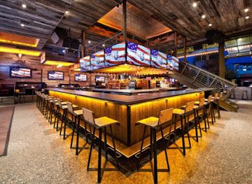 arizona/scottsdale/scottsdale-waterfront/nightclub/dierks-bentley-s-whiskey-row