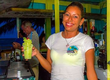 El Portal Island Lounge And Tapas Bar