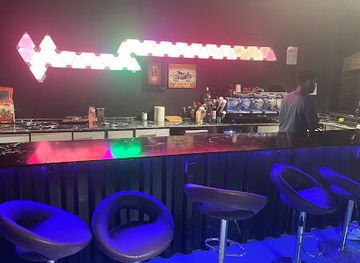 saudi-arabia/jeddah/al-balad/nightclub/iron-camel-bar