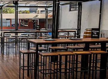 Lennys Lounge