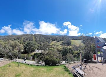 australia/snowy-mountains/nightclub/lounge-bar