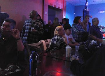 massachusetts/new-bedford/nightclub/strikers-sports-bar-and-grill