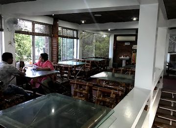 bangladesh/srimangal/nightclub/kutum-bari-restaurant