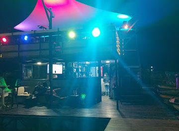 colombia/guatape/nightclub/punto-cero