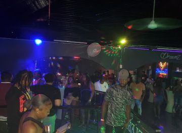 jamaica/ocho-rios/nightclub/celebrity-premium-lounge