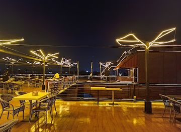 myanmar-burma/yangon/nightclub/transporter-space