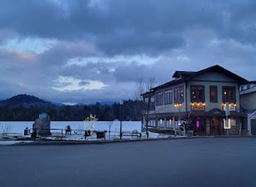 new-york/whiteface-mountain/nightclub/top-of-the-park