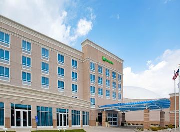ohio/maumee-bay-state-park/nightclub/holiday-inn-toledo-maumee-i-80-90-an-ihg-hotel