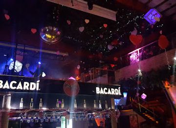 Indigo Club 51