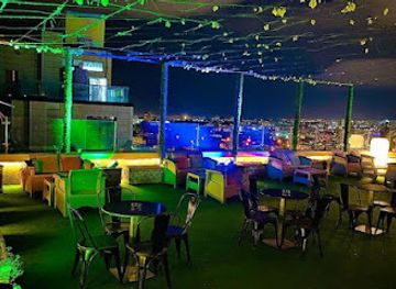 Sky Lounge By Liberté