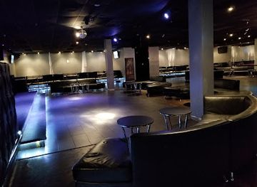 Envi Ultra Lounge