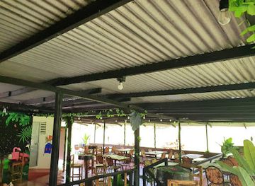 puerto-rico/arecibo-observatory/nightclub/el-puente-roto-bar-grill