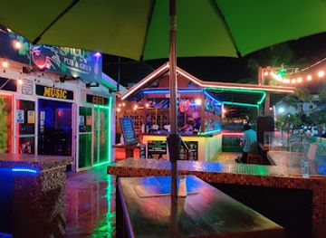 barbados/st-lawrence-gap/nightclub/mcnaughty-s