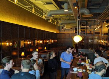 illinois/evanston/nightclub/the-blue-horse-tavern