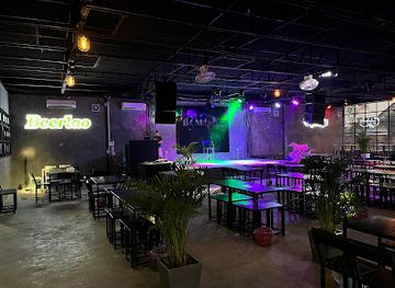 laos/vientiane-province/nightclub/big-mountain