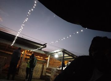 uganda/fort-portal/nightclub/starters