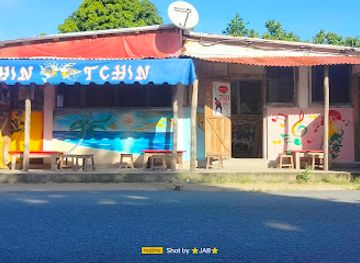 madagascar/analanjirofo/nightclub/tchin-tchin-bar