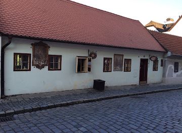 czechia/cesky-krumlov/nightclub/klub-snek