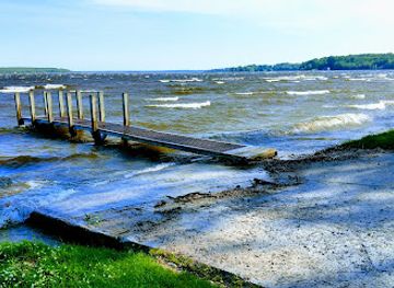michigan/pictured-rocks-national-lakeshore/nightclub/the-shipwreck