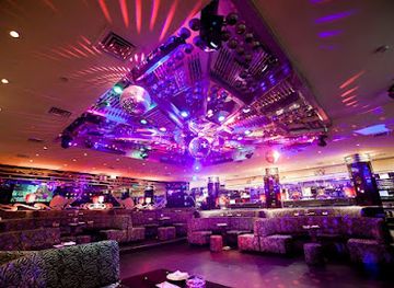 portugal/lisbon/belem/nightclub/black-tie-deluxe-club