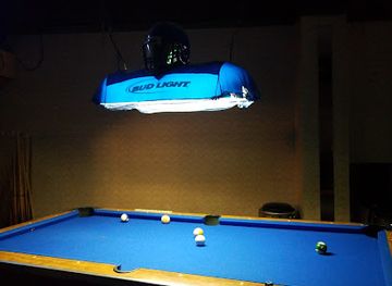 Bobby J's Restaurant & Lounge