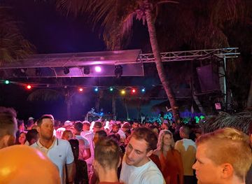 Wet & Wild Beach Club